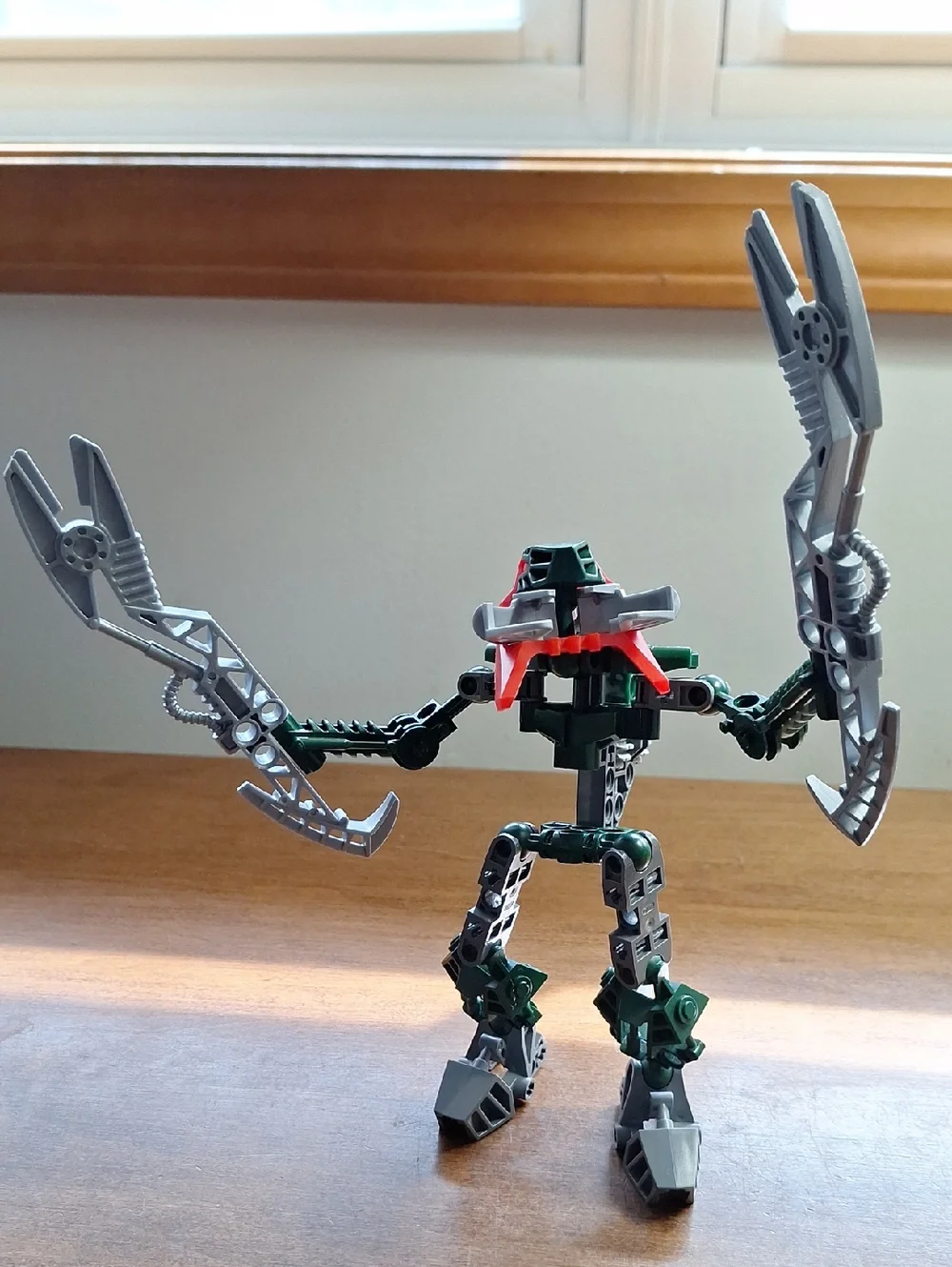 LEGO-bionicles Vahki Varsaki Green and Silver Policeman Le Metru #8616, 2004 Rel - Picture 5 of 5